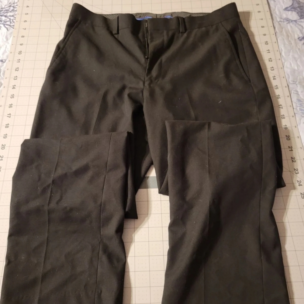 Billy London slacks 32 x 32